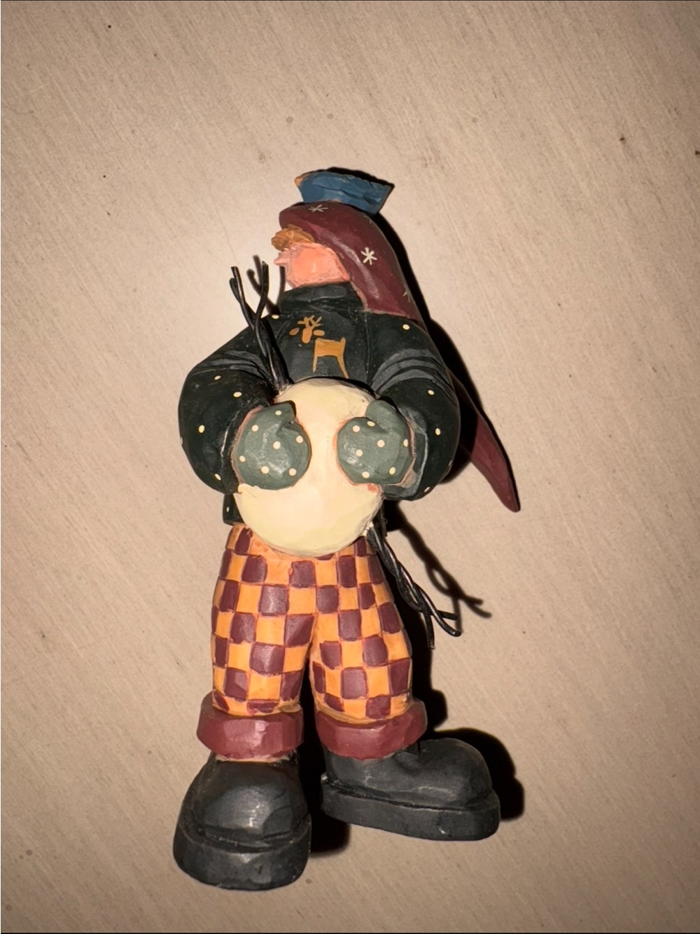 Wiiliraye studio mini winter figurine
